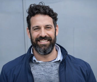 Carlos M. - 52 años